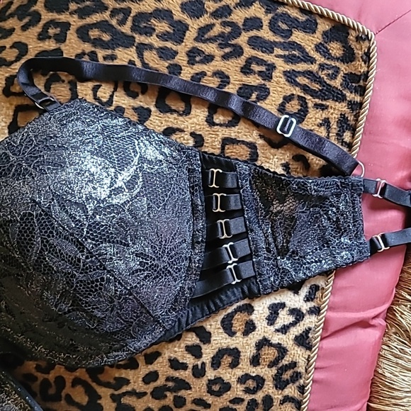 Bra - Picture 2 of 8